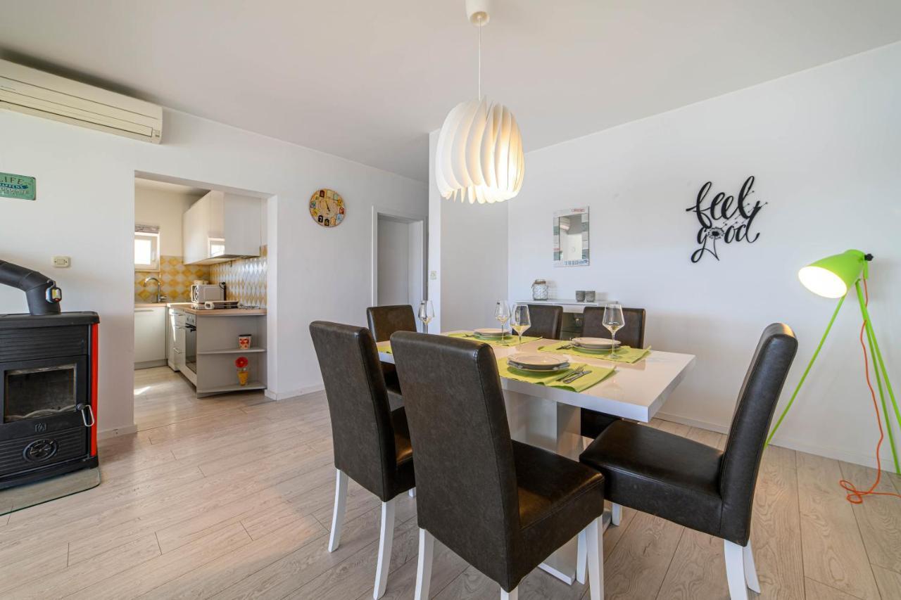 Apartment Seaside Zaboric Εξωτερικό φωτογραφία