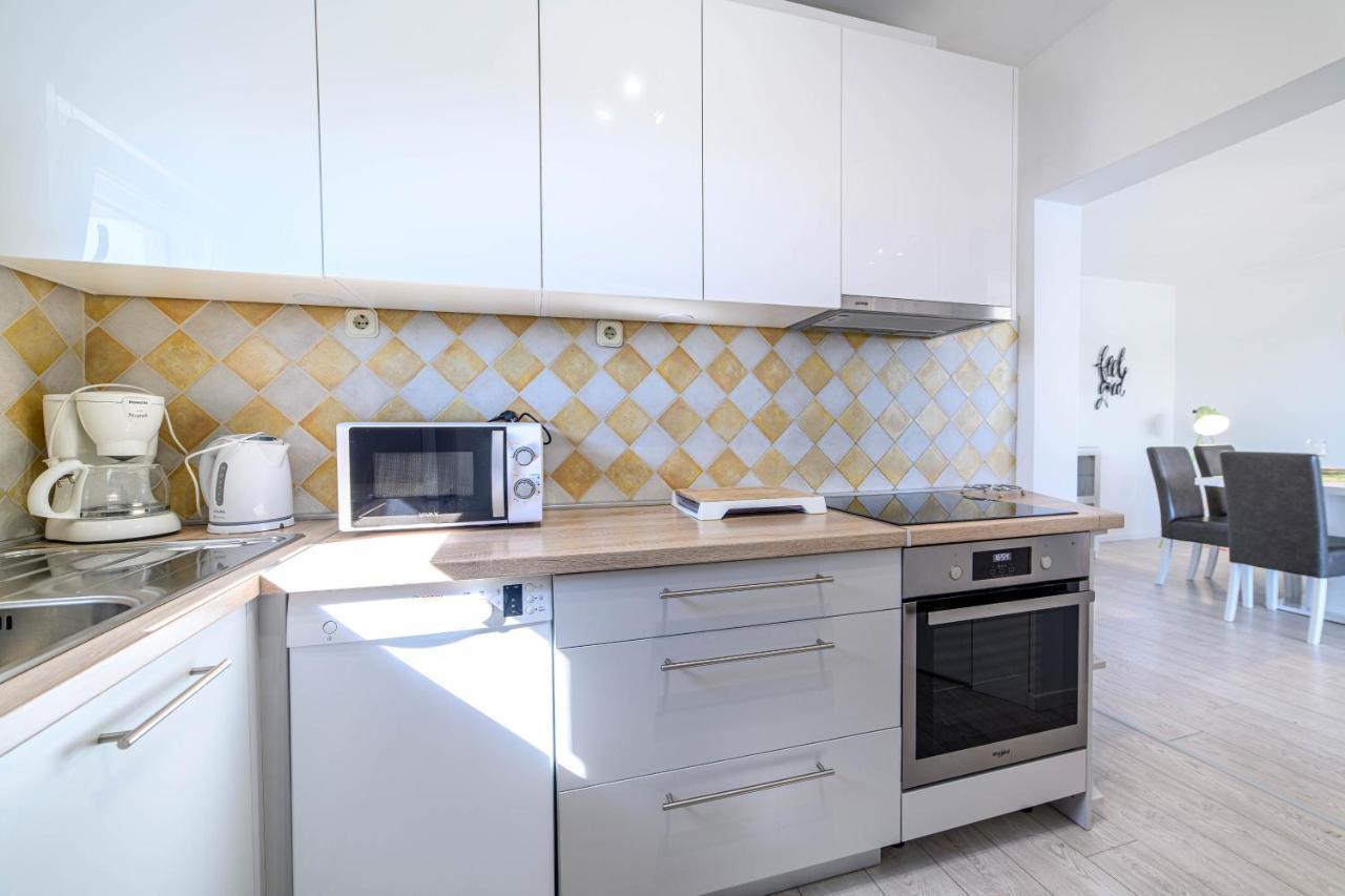 Apartment Seaside Zaboric Εξωτερικό φωτογραφία