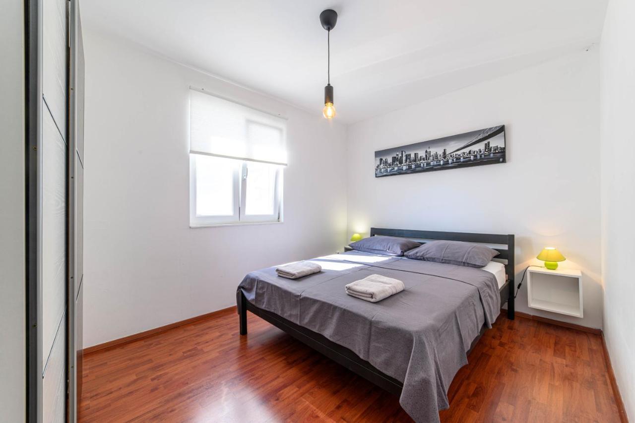 Apartment Seaside Zaboric Εξωτερικό φωτογραφία