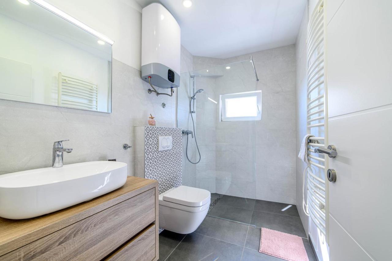 Apartment Seaside Zaboric Εξωτερικό φωτογραφία