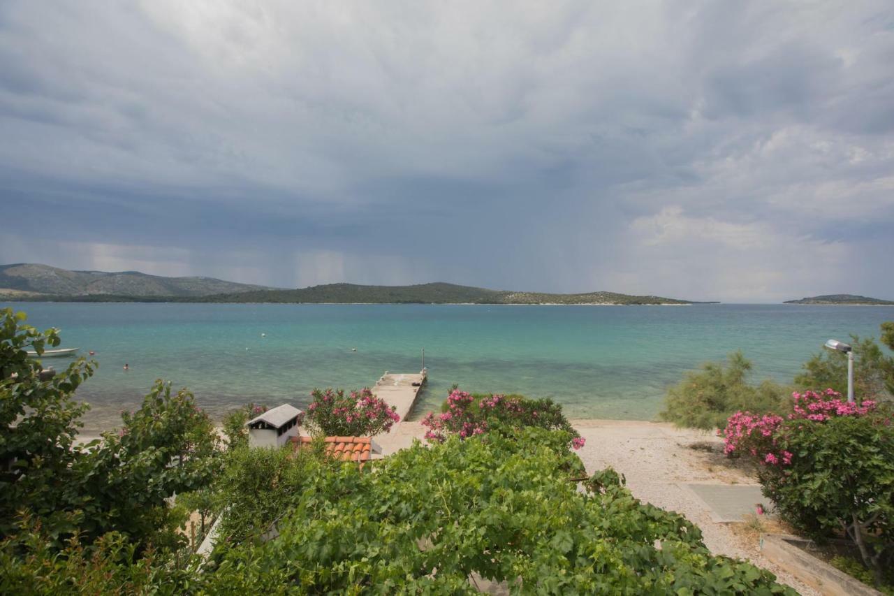 Apartment Seaside Zaboric Εξωτερικό φωτογραφία